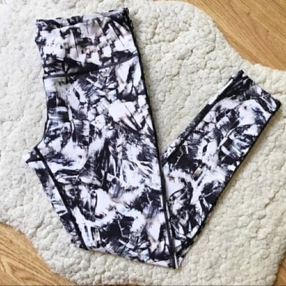 Motion By Coalition:Black/White Shatter Abstract Leggings M